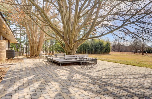 West Friendship House | 232 m² House ∙ 4 bedrooms ∙ 9 guests