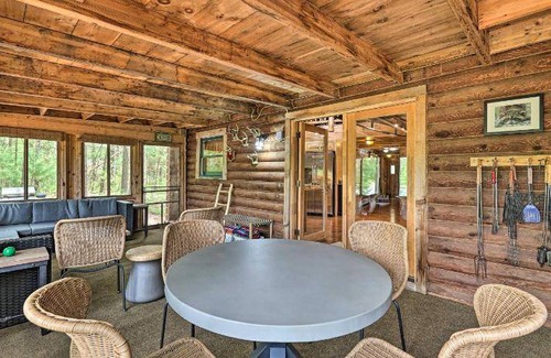 Rapid City House | 232 m² House ∙ 3 bedrooms ∙ 20 guests