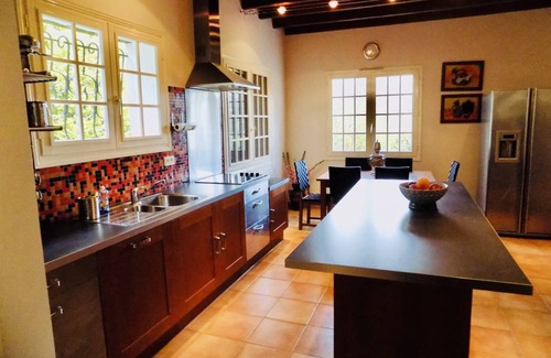 Dournazac House | 232 m² House ∙ 3 bedrooms ∙ 8 guests