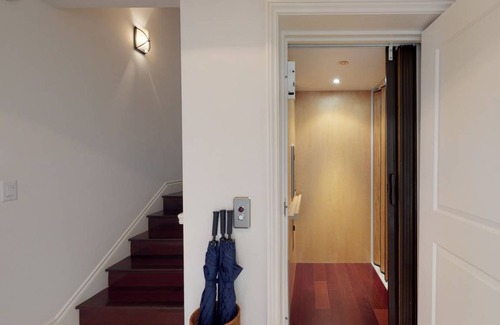 Marathon House | 232 m² House ∙ 3 bedrooms ∙ 8 guests