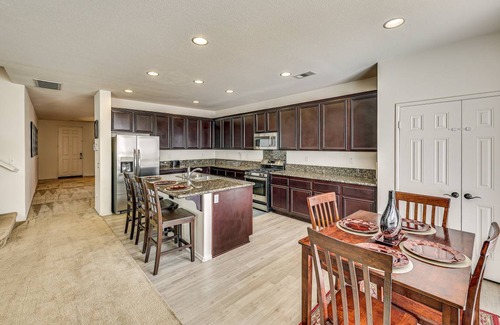 Menifee House | 232 m² House ∙ 3 bedrooms ∙ 7 guests