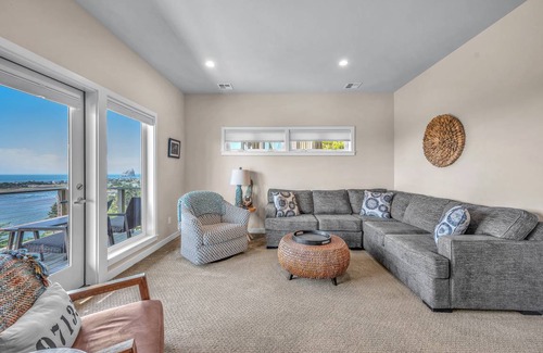 Pacific City House | 232 m² House ∙ 3 bedrooms ∙ 8 guests