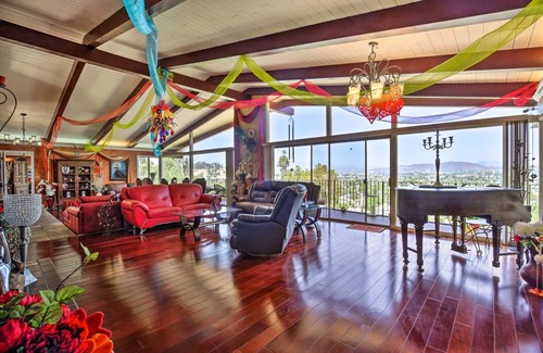 Mount Helix House | 232 m² House ∙ 4 bedrooms ∙ 12 guests
