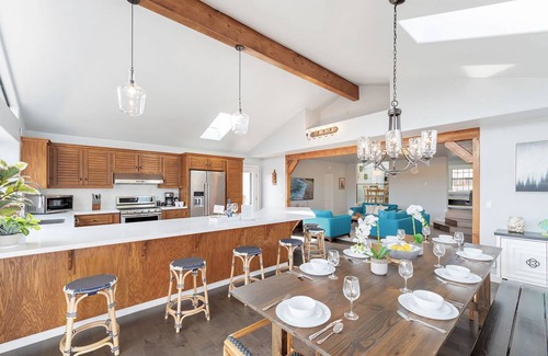 Del Rey Oaks House | 232 m² House ∙ 4 bedrooms ∙ 9 guests