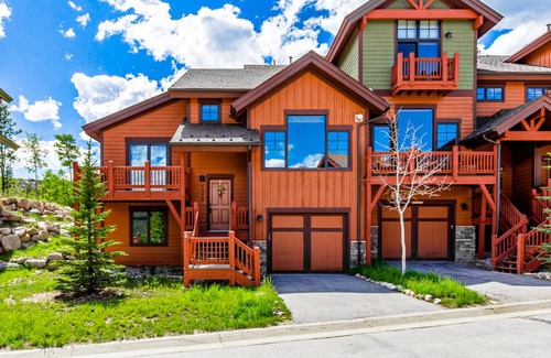 Bear Crossing House | 232 m² House ∙ 4 bedrooms ∙ 12 guests