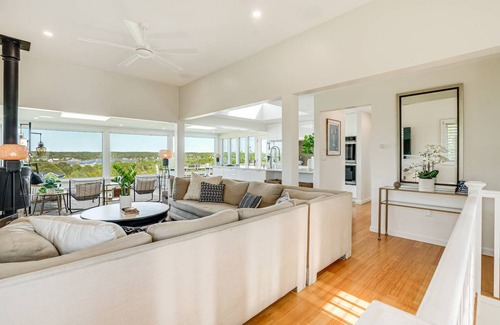 Gloucester House | 232 m² House ∙ 5 bedrooms ∙ 10 guests