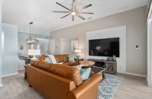 Windsor Hills House | 232 m² House ∙ 5 bedrooms ∙ 12 guests