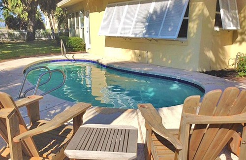 Saint Simons Island House | 233 Cedar Street by Hodnett Cooper