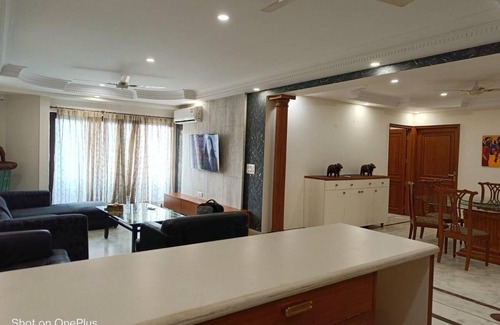 New Delhi House | 233 m² House ∙ 3 bedrooms ∙ 6 guests