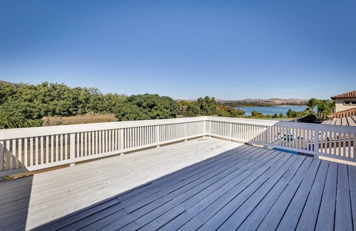 Lake Elsinore House | 233 m² House ∙ 5 bedrooms ∙ 16 guests