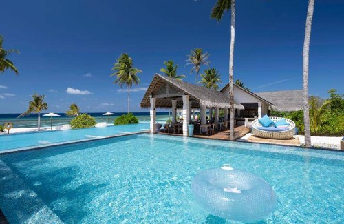 Maamigili Island Resort | 234 m² Resort ∙ 2 bedrooms ∙ 20 guests