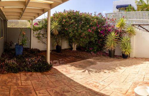 Dudley Park House | 235 m² House ∙ 4 bedrooms ∙ 10 guests
