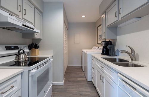 Sea Pines Villa | 2354 Racquet Club: Spacious Pet Friendly Villa, Free Bikes, Pool, Tennis