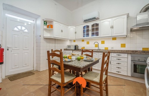 Alfarrobeira House | #236 Texugueiras 148 by Home Holidays