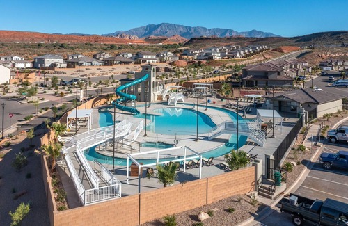 Washington House | 2361 2367 l New homes with foosball, BBQ's, and gaming consoles. Near Sand Hollow State Park