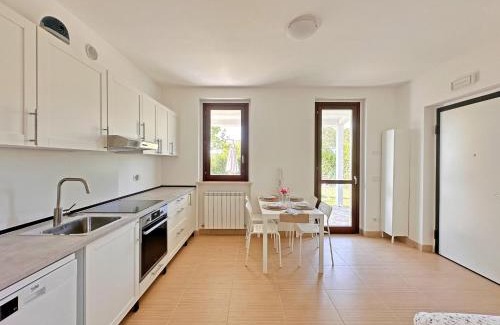 Numana Apartment | 237 - Residence ADAMO ed EVA - bilo al piano terra con ampio GIARDINO - 2 PISCINE, SPIAGGIA WHITE BEACH CLUB E MINICLUB INCLUSI nel prezzo