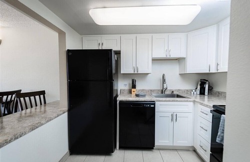 Scottsdale Gardens Apartment | 238-Fully Furnished 1BR Suite- Heat Pool, Putting Green, Great Location!