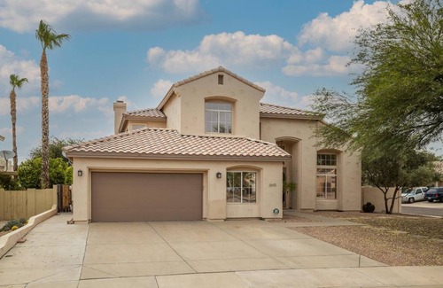 East Mesa House | 238 m² House ∙ 4 bedrooms ∙ 12 guests