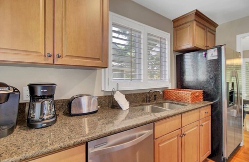 Isle of Palms House | 24 Fairway Dunes by AvantStay | Golf Course View + Swimming Complex