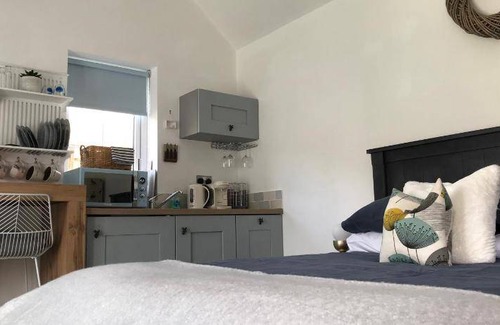 St Fillans Apartment | 24 m² Apartment ∙ 1 bedroom ∙ 2 guests