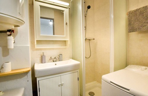 Bernex Apartment | 24 m² Apartment ∙ 1 bedroom ∙ 6 guests