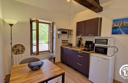 Ambialet House | 24 m² Gîte ∙ 1 bedroom ∙ 2 guests