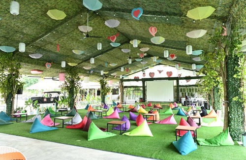 Bojonegoro Hotel | 24 m² Hotel ∙ 3 guests