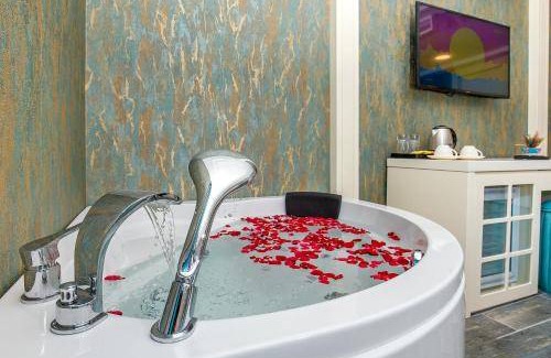 Altinkum Hotel | 24 m² Hotel ∙ 3 guests