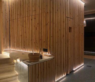 Huenfeld Hotel | 24 m² Hotel ∙ 5 guests