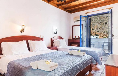 Loutro Hotel | 24 m² Hotel ∙ 6 guests