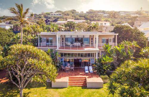 Umhlali Beach House | 24 m² House ∙ 6 bedrooms ∙ 12 guests
