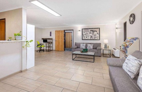 Pratt Hotel | 24 m² Motel ∙ 4 guests