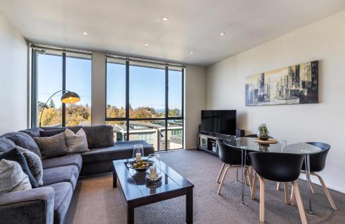 Taupo Apartment | 24 Marina View Retreat - Taupo Holiday Apartment
