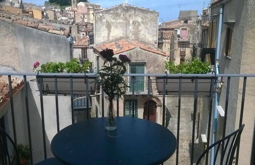 Gratteri Bed & Breakfast | 240 m² Bed and breakfast ∙ 3 bedrooms ∙ 10 guests