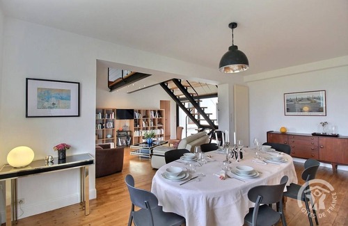Ploubazlanec House | 240 m² Gîte ∙ 6 bedrooms ∙ 10 guests