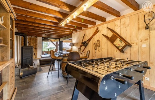 Aillon-le-Vieux House | 240 m² Gîte ∙ 5 bedrooms ∙ 12 guests