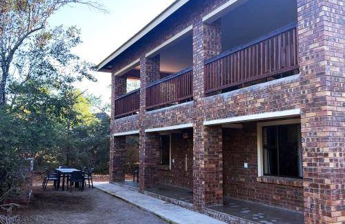 Marloth Park Hotel | 240 m² Hotel ∙ 4 bedrooms ∙ 8 guests
