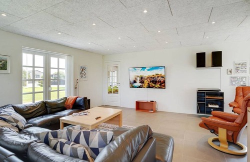 Klitmoller House | 240 m² House ∙ 1 bedroom ∙ 8 guests