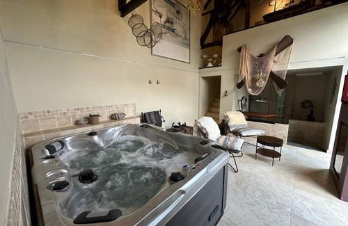 Sint-Goriks-Oudenhove House | 240 m² House ∙ 3 bedrooms ∙ 6 guests