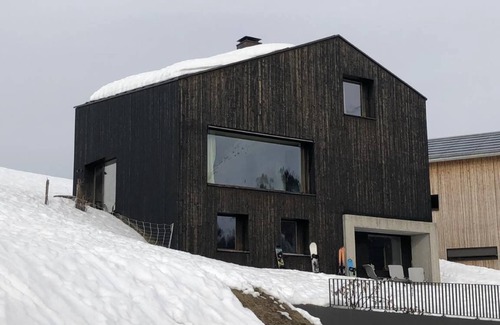 Lumnezia House | 240 m² House ∙ 3 bedrooms ∙ 9 guests