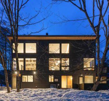 Echo Land House | 240 m² House ∙ 4 bedrooms ∙ 12 guests