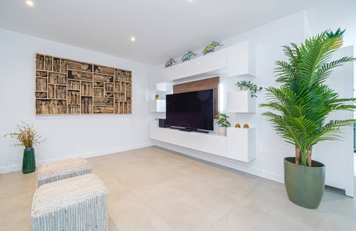 El Albir House | 240 m² House ∙ 4 bedrooms ∙ 8 guests