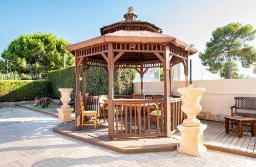 Calpe Resort | 240 m² Resort ∙ 8 bedrooms ∙ 22 guests
