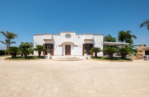 Melissano Villa | 240 m² Villa ∙ 6 bedrooms ∙ 16 guests