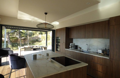 Rochefort-du-Gard House | 240m2 house, swimming pool, exceptional view of the Luberon and Alpilles mountains