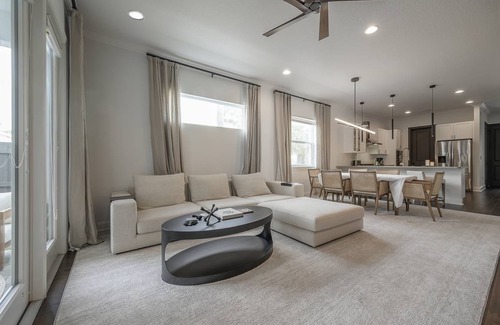 Courier City - Oscawana House | 241 m² House ∙ 4 bedrooms ∙ 10 guests