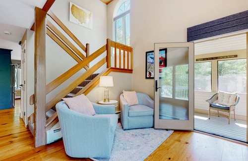 Jackson Condo | 241 m² Condo ∙ 2 bedrooms ∙ 8 guests