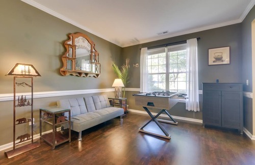 Holly Springs House | 241 m² House ∙ 4 bedrooms ∙ 10 guests