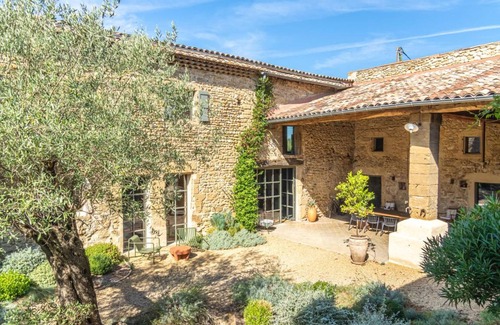 Montoison House | 245 m² Gîte ∙ 2 bedrooms ∙ 4 guests