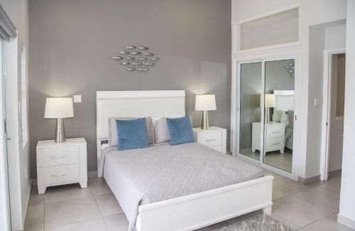 Jolly Harbour House | 246E South Finger
